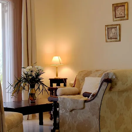 Holiday home Athra House *